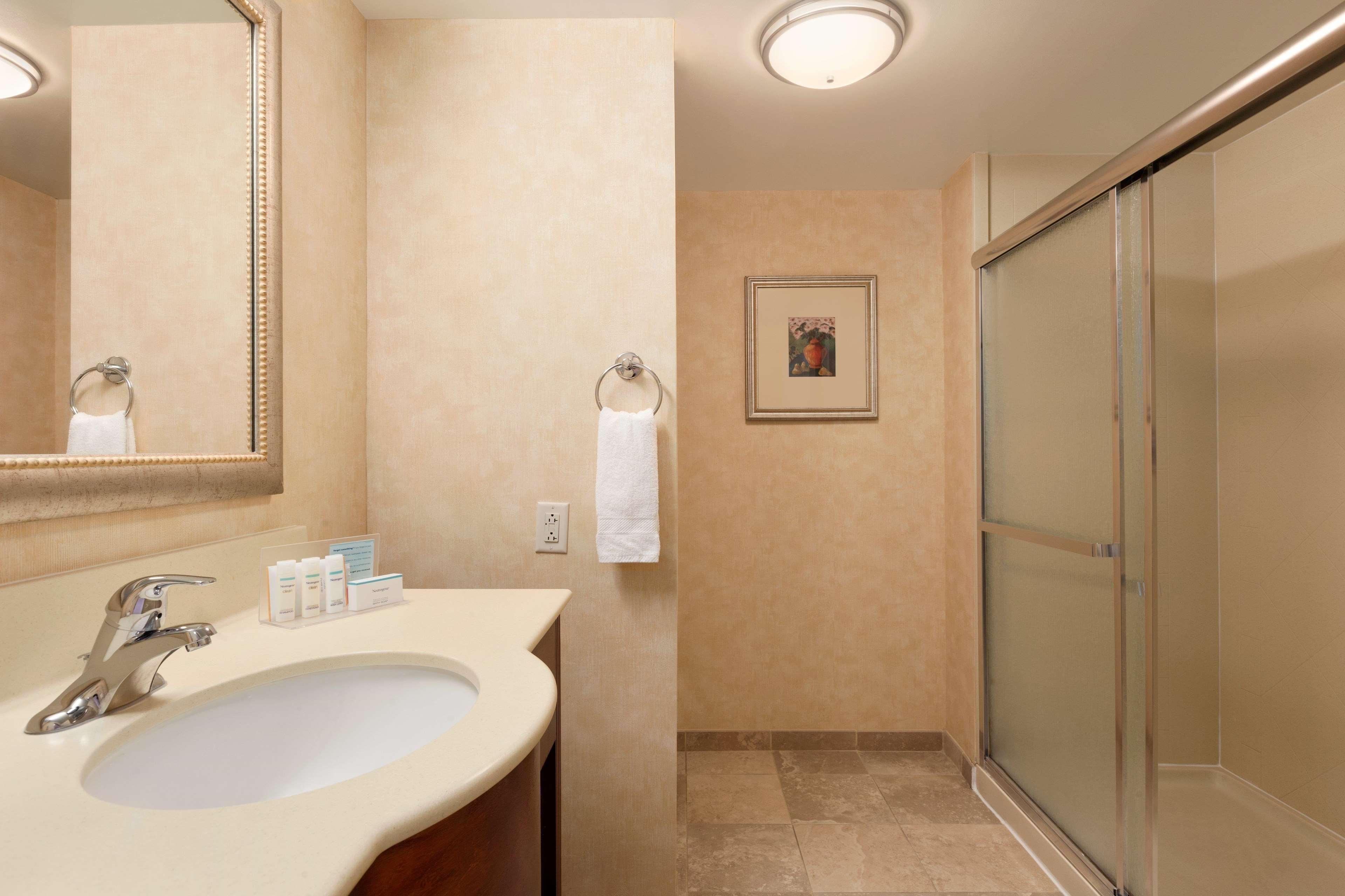Hampton Inn Geneva Eksteriør bilde