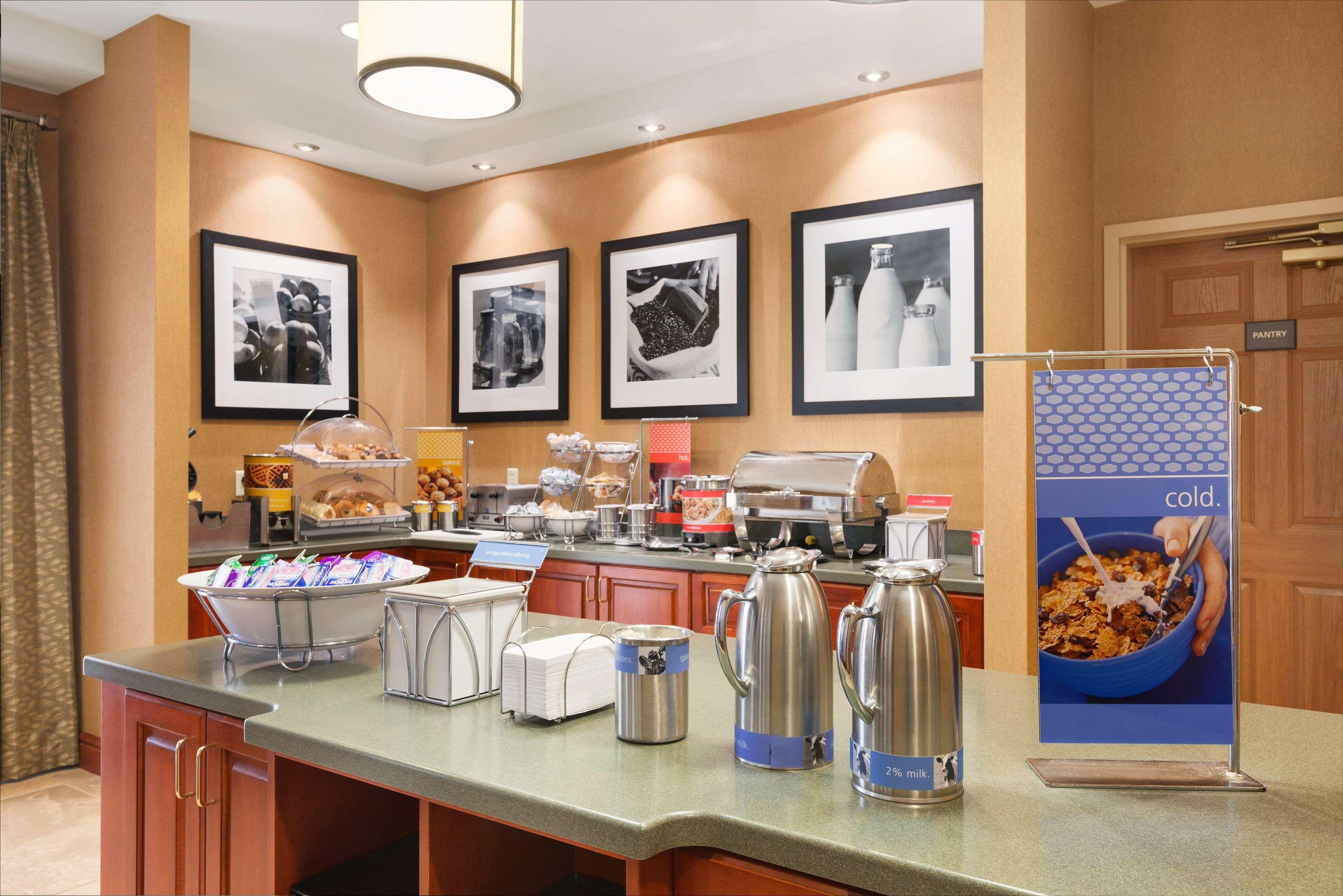 Hampton Inn Geneva Eksteriør bilde