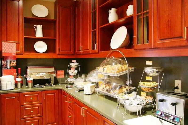 Hampton Inn Geneva Eksteriør bilde